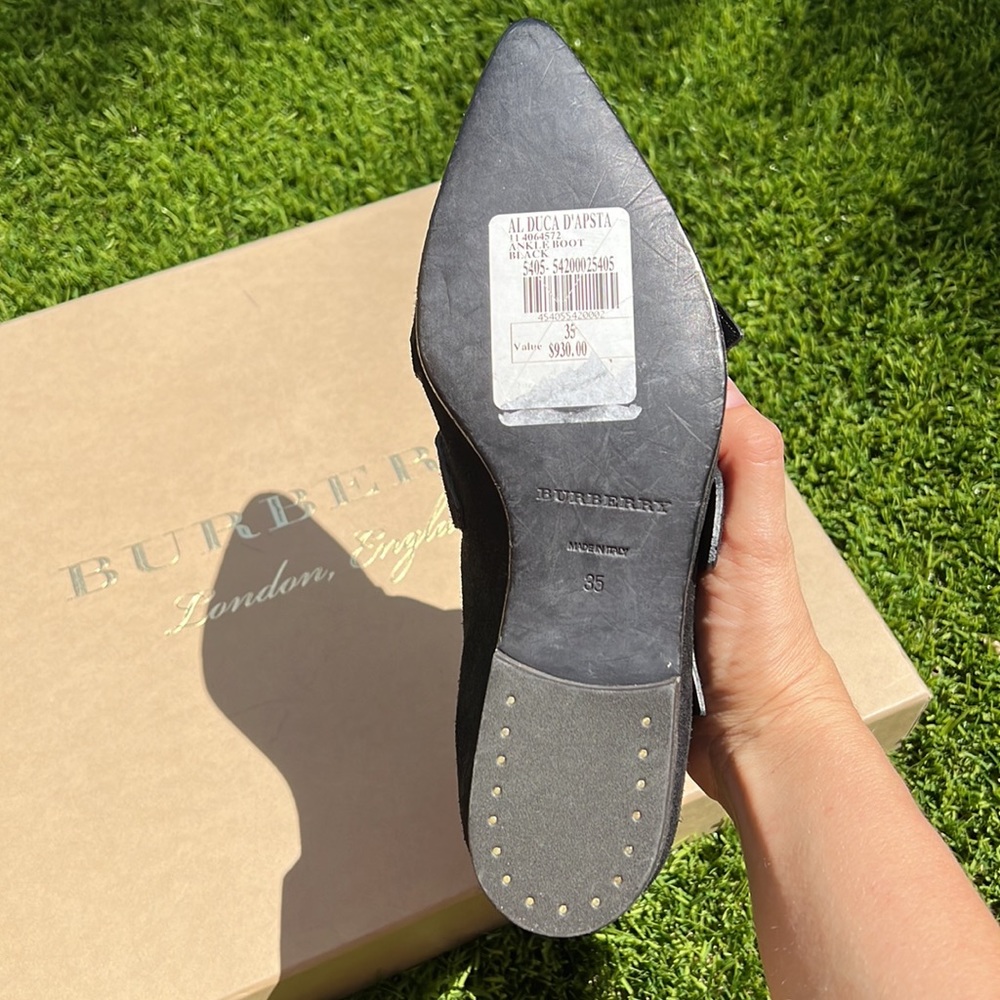 NWB Burberry ladies black buckled ankle boot size 35 - Picture 8 of 15